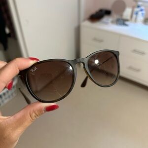 Ray ban erika classic
